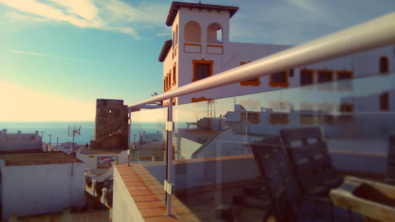 Surfersresidence Tarifa Luaran gambar