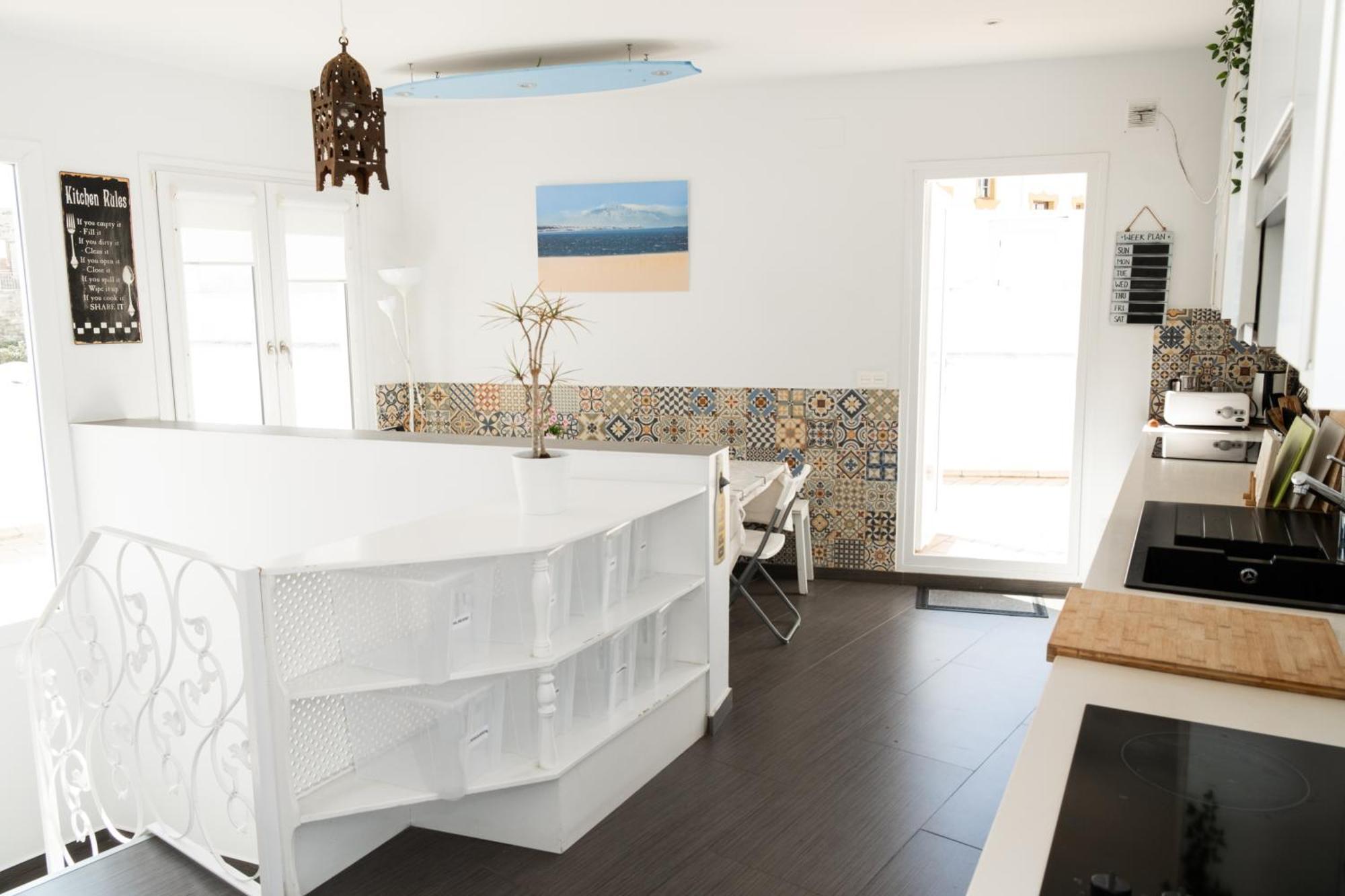 Surfersresidence Tarifa Luaran gambar