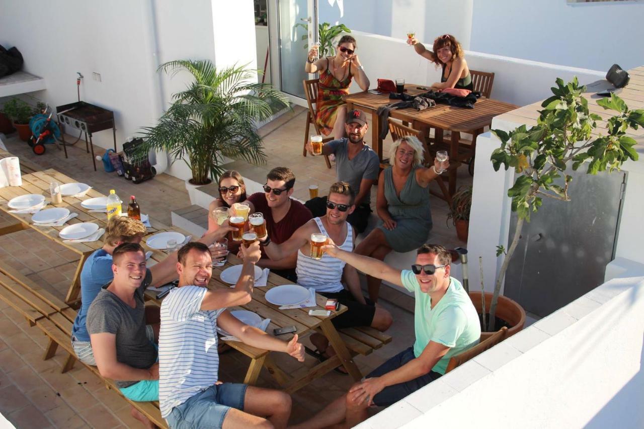 Surfersresidence Tarifa Luaran gambar